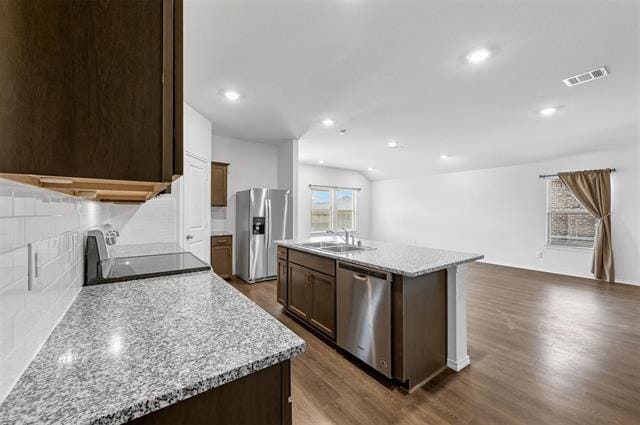 Foto del edificio - 508 Windrow Dr