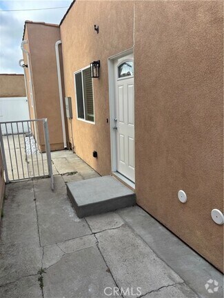 Building Photo - 2511 W 77th St