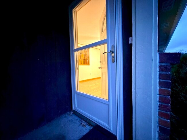 Foto del edificio - 45 Kinglet Dr