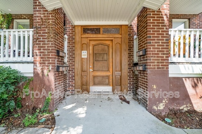 Photo - 402 W 31st St Apartment