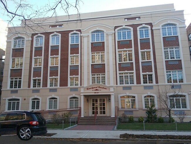 Building Photo - 8515 120th St