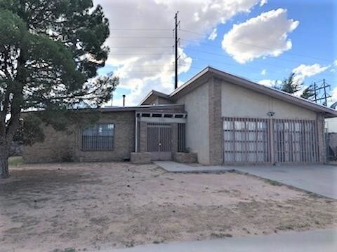 Building Photo - 3301 Red Sails Dr