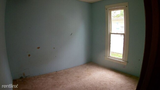 Foto del edificio - 3 br, 1 bath House - 1649 5th Ave A Unit A
