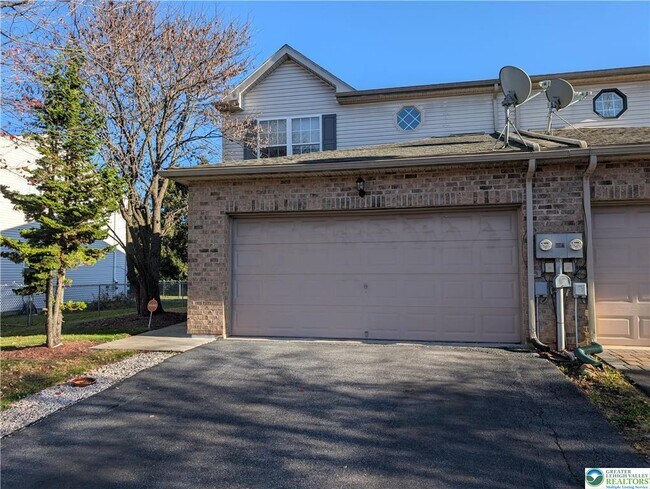 Foto del edificio - 2806 Sequoia Dr