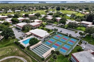 Building Photo - 53 Woodland Dr