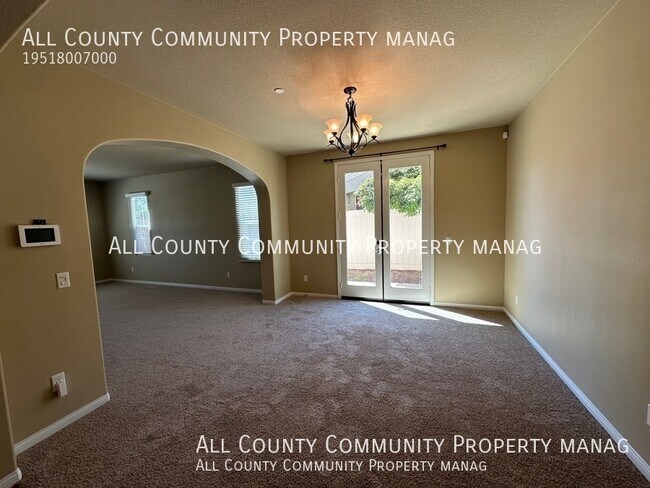 Foto del edificio - 4 Bed 3 Bath with Large Loft in Wolf Creek...