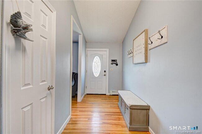 Building Photo - 96 Cornflower Dr