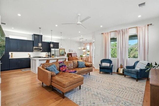 Foto del edificio - 6405 Keegans Dr