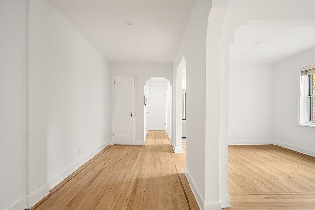 Building Photo - 5430 Netherland Ave