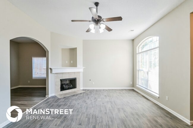 Building Photo - 10092 Mill Hill Ave