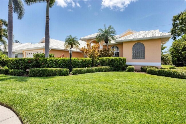 Foto del edificio - 6392 Woodbirch Pl