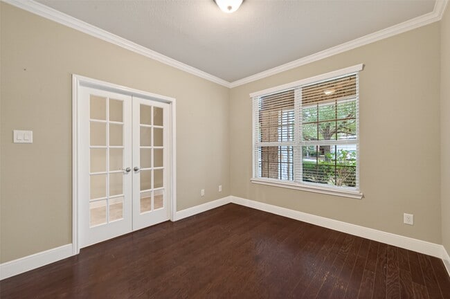 Foto del edificio - 10006 Forrester Trail