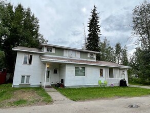 Building Photo - 123 4th Ave
