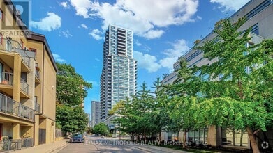 Building Photo - 500-2500 Sherbourne St