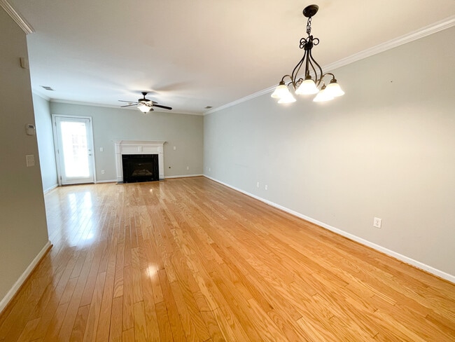 Foto del edificio - 12 Magnolia Glen Ln