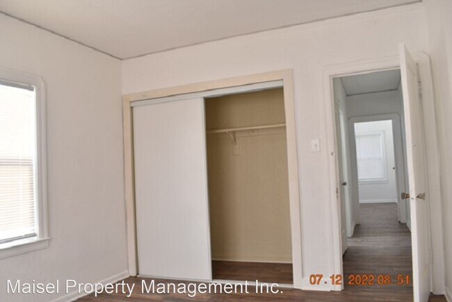 Building Photo - 3 br, 2 bath House - 6122 BROMLEY AVENUE -...