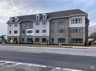 Building Photo - 116 Waverly Ave