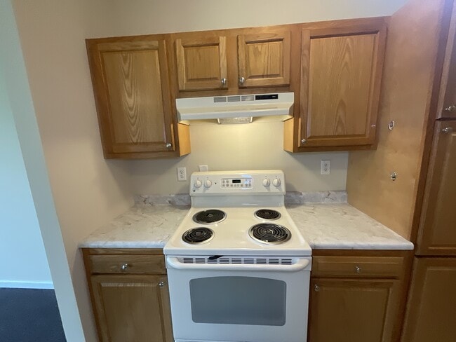 Building Photo - 348 Channing Dr