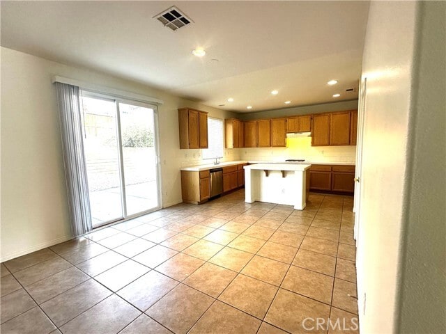 Building Photo - 15574 Bow String St