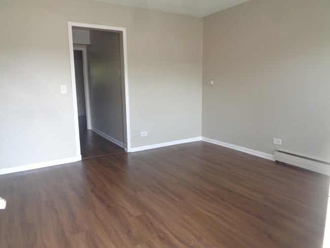 Foto del edificio - 1340 N Main St