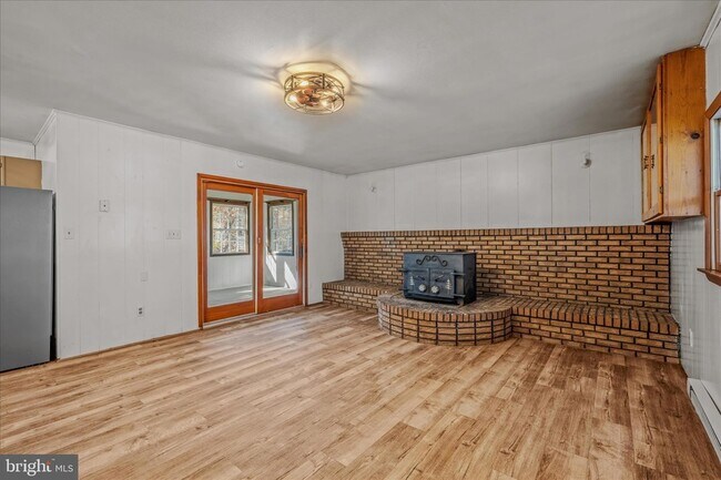 Foto del edificio - 438 Gloyd Ln