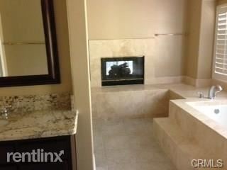 Foto del edificio - 27087 Ironwood Dr