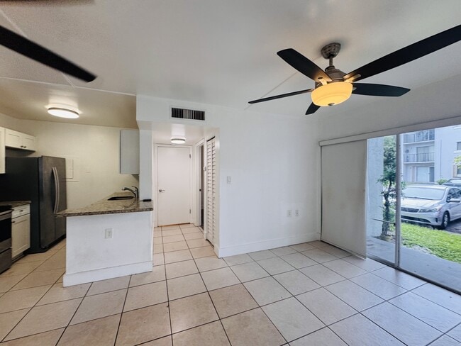 Photo - 1080 Benoist Farms Rd (West Palm Beach, FL) Townhome