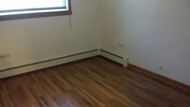 Building Photo - 1650 W Farwell Ave