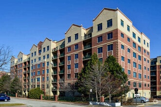 Building Photo - 11 S Wille St
