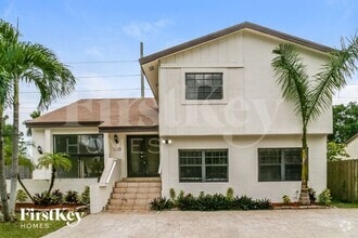Building Photo - 3416 SW 116th Pl