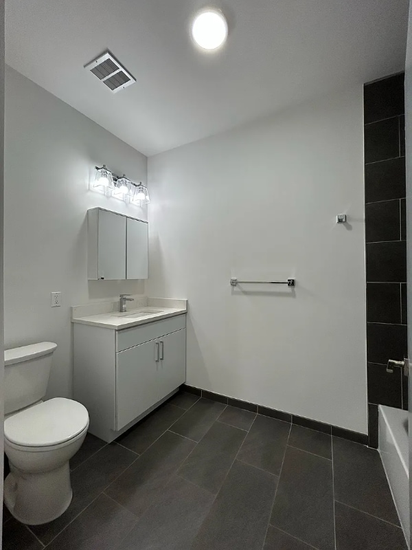 Building Photo - 1127 Stuyvesant Ave.