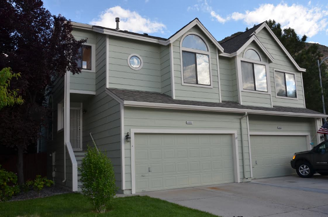 Foto del edificio - 4062 Snowshoe Ln