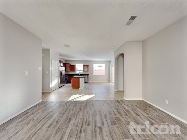 Foto del edificio - 11628 Thistledown Rd SE
