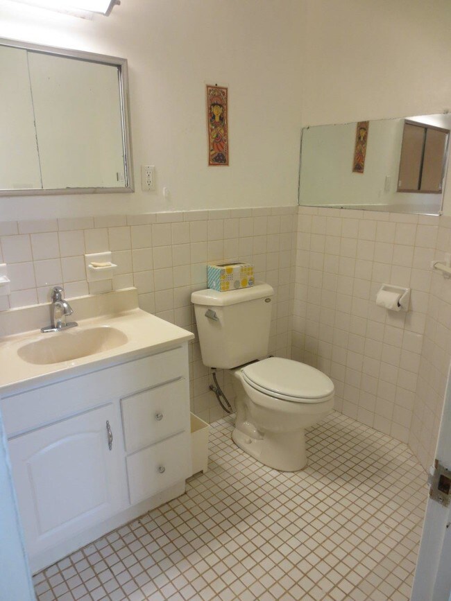 Building Photo - 361 14th St