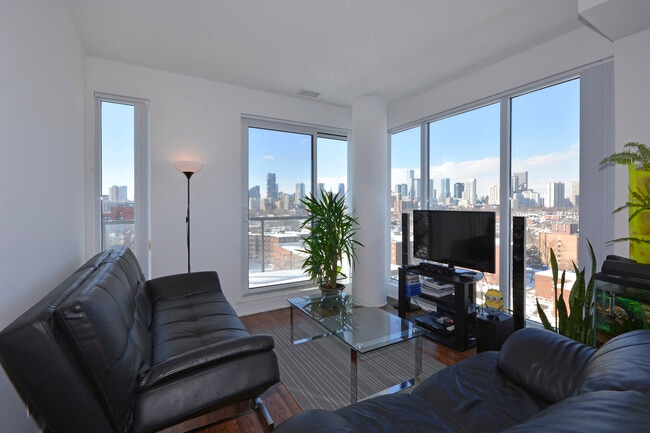 Building Photo - 260-1260 Sackville St