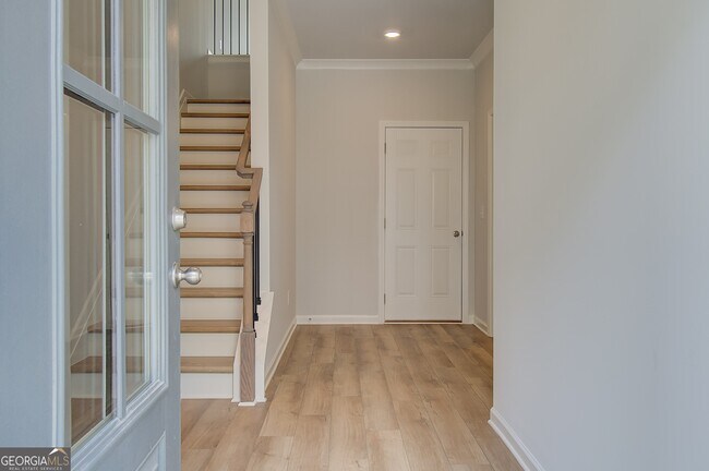 Building Photo - 612 Marimba Pike