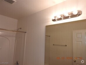 Building Photo - 707 W Sea Harbor Ct