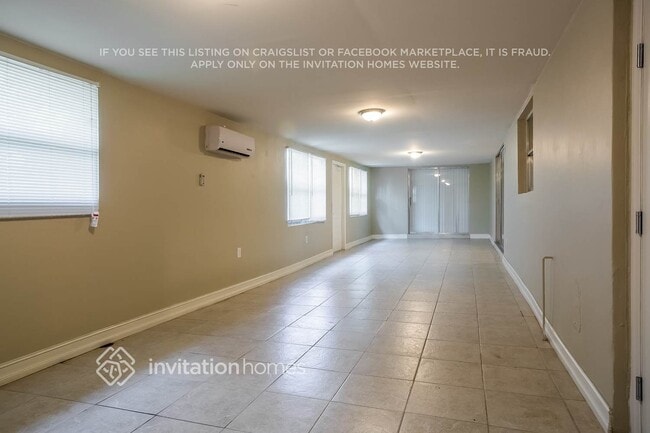 Building Photo - 341 SW 64th Ave