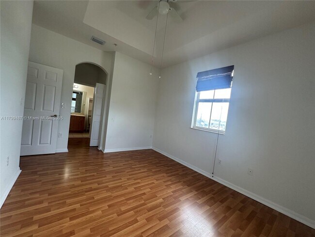 Foto del edificio - 8999 NW 107th Ct