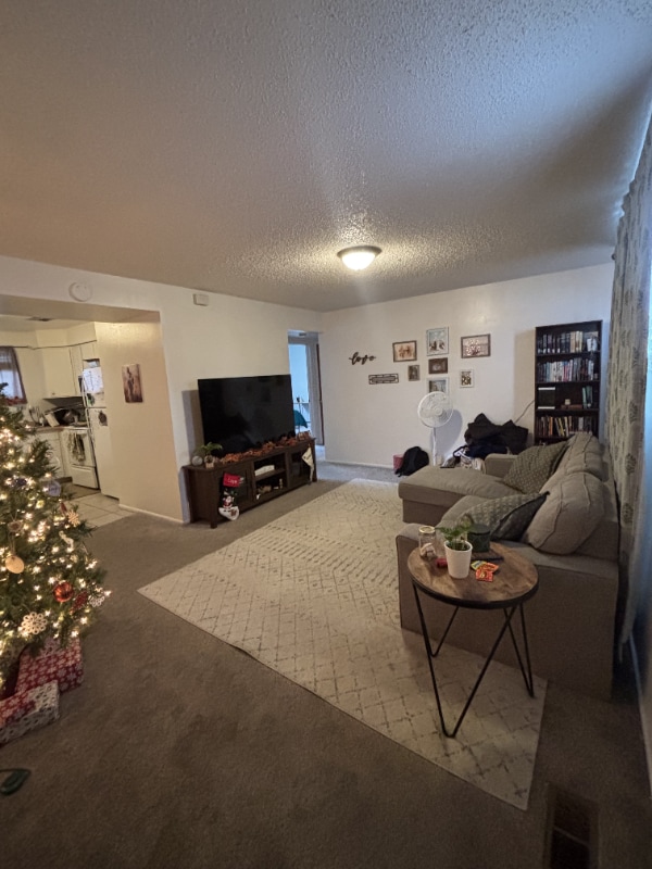 Building Photo - 1591 S 800 E