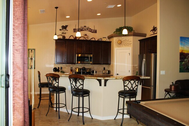 Foto del edificio - Available 2026 Winter Pool Spa Golf Course Home