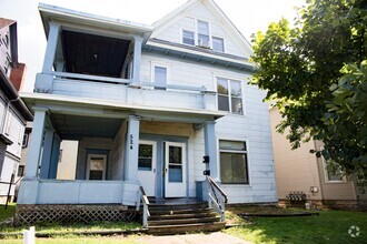 Building Photo - 524 SE 8th Ave