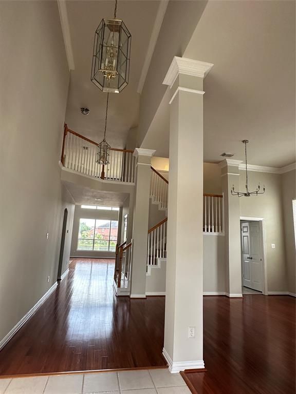 Foto del edificio - 10038 Lakeside Gables Dr