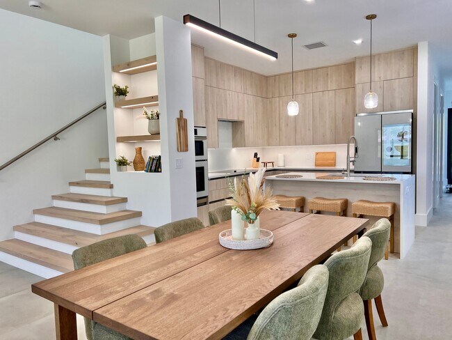 Foto del edificio - 300 SW 7th St