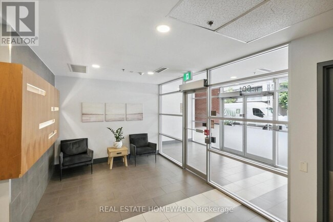 Building Photo - 601 Kingston Rd