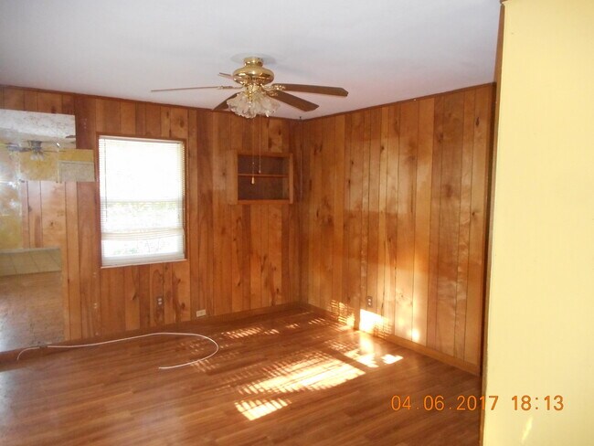 Foto del edificio - 2115 Flipper St