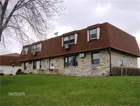 Primary Photo - W9121-W9123 Wild Goose Rd