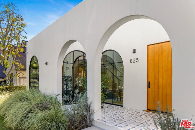 Foto del edificio - 625 Kingman Ave
