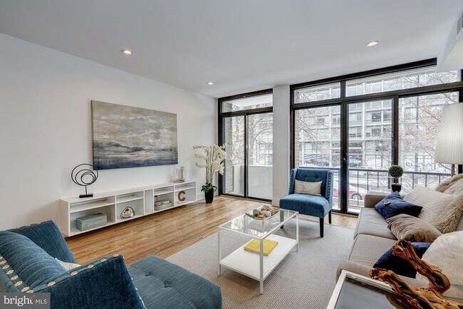 Foto del edificio - 212 M St SW