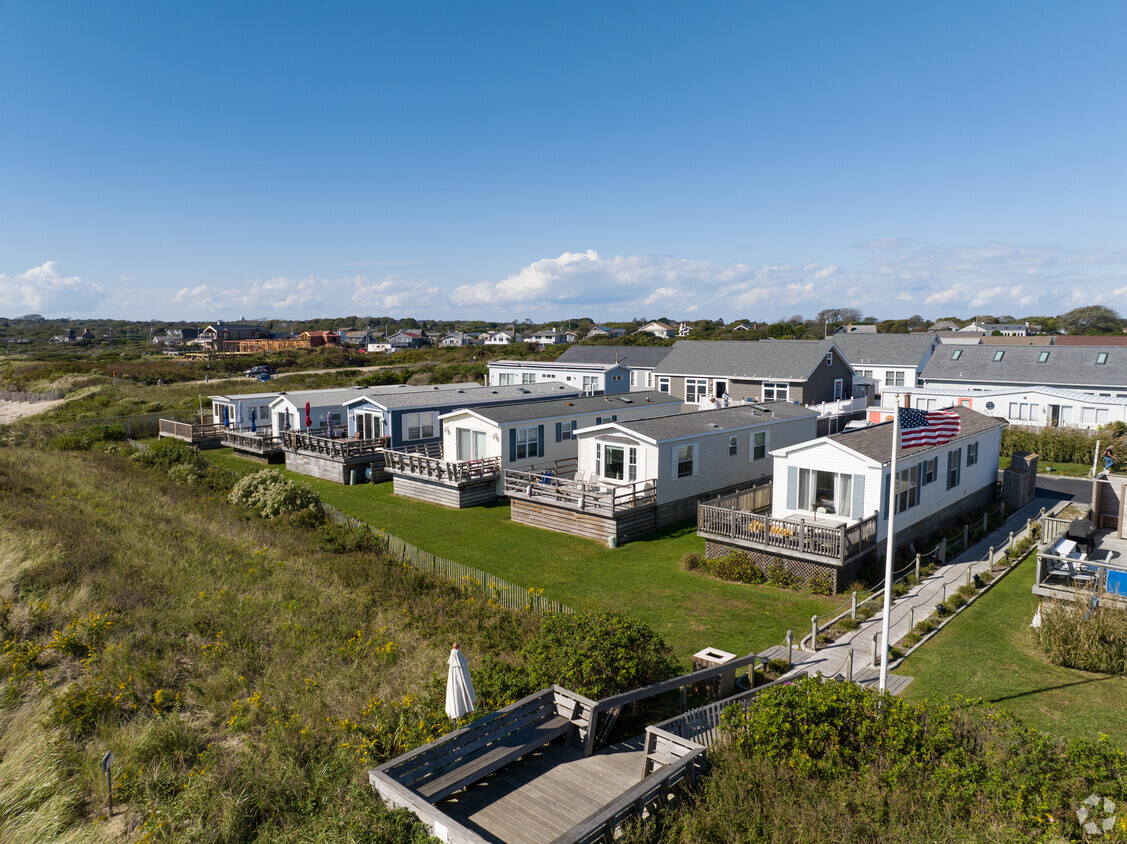 Primary Photo - Montauk Shores Condominium